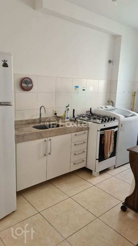 Image 4 - 873953