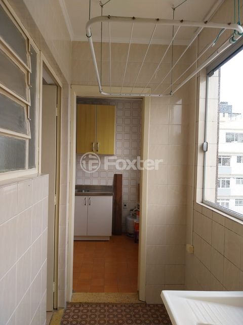 Image 8 - 873957