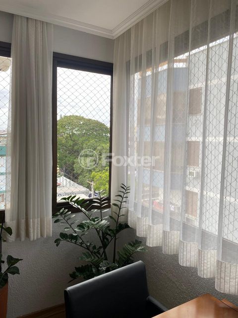 Image 5 - 873968