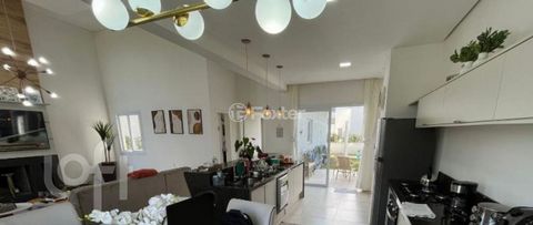 Image 4 - 874031