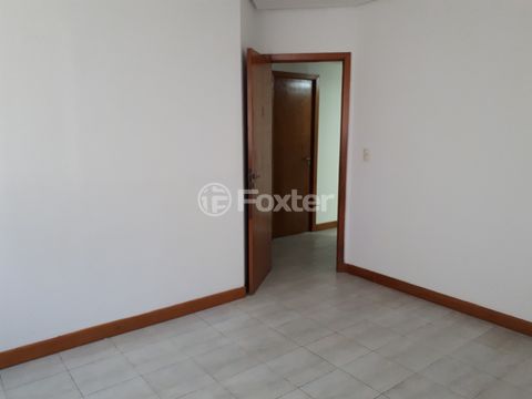 Image 7 - 874036
