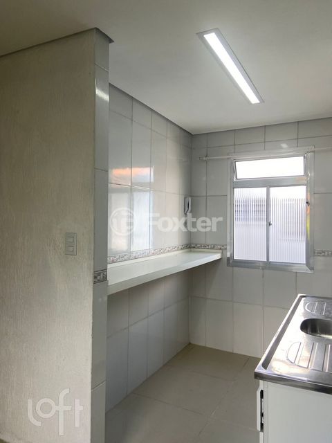 Image 4 - 874038