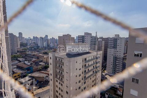 Image 11 - 874096