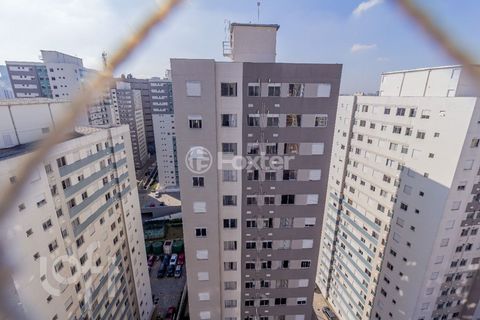 Image 10 - 874096
