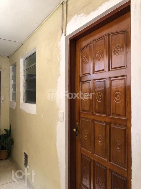 Image 7 - 874099