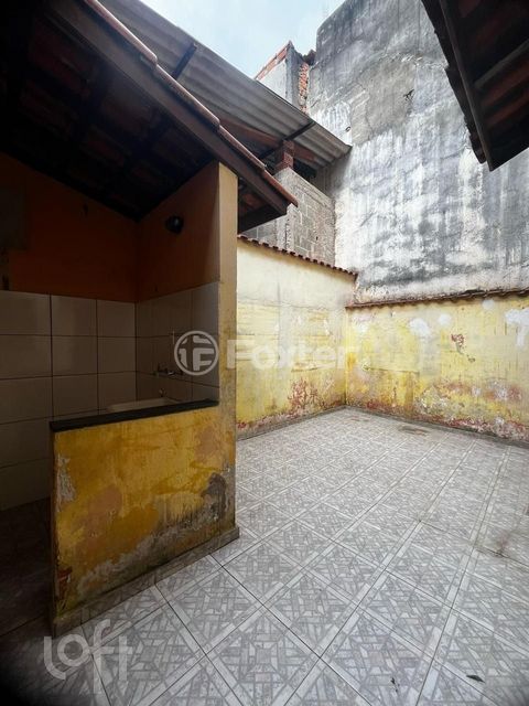 Image 11 - 874103