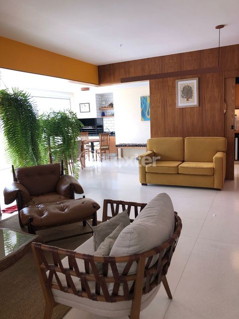 Image 0 - 874104
