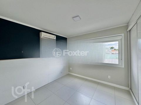 Image 7 - 874110