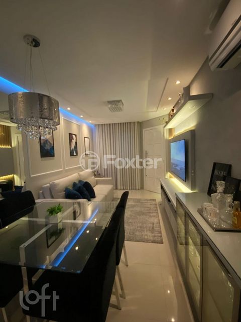 Image 17 - 874113