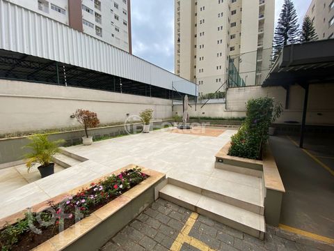 Image 14 - 874132