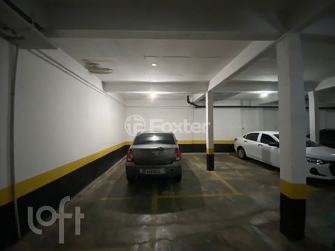 Image 10 - 874132