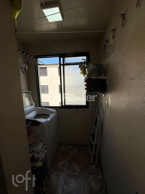 Image 7 - 874181