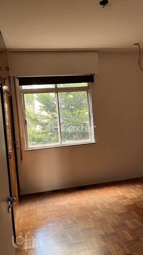 Image 2 - 874184