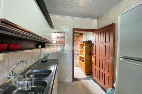 Image 17 - 874205
