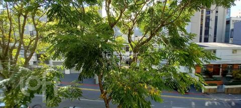 Image 15 - 874210