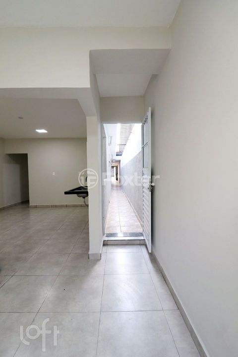 Image 10 - 874212