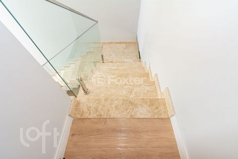 Image 9 - 874216