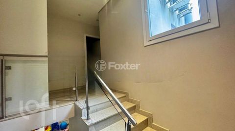 Image 8 - 874225