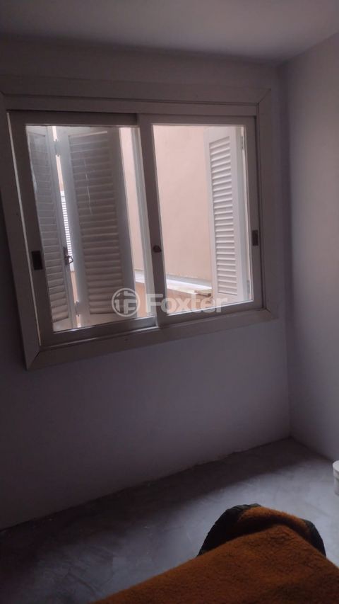 Image 6 - 874227