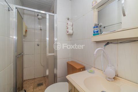 Image 8 - 874266