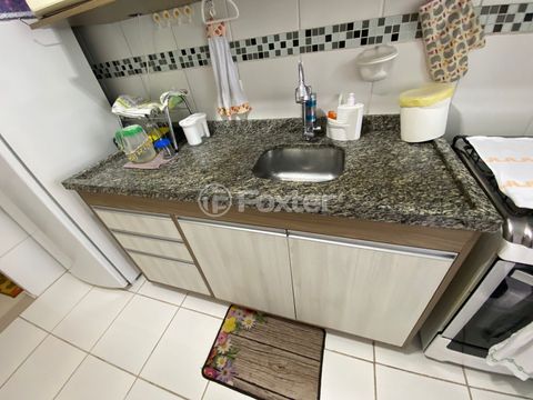 Image 8 - 874270