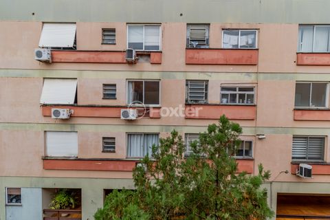Image 9 - 874278