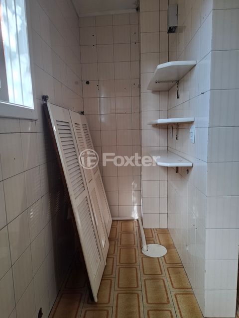 Image 7 - 874278