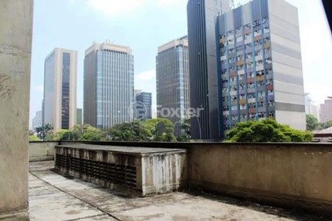 Image 9 - 874279