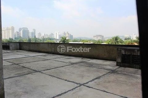Image 8 - 874279