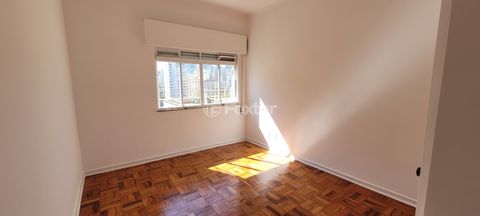 Image 10 - 874293