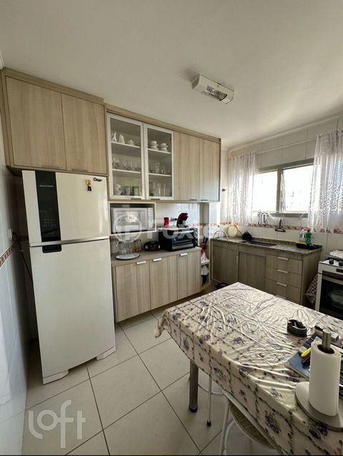 Image 2 - 874295
