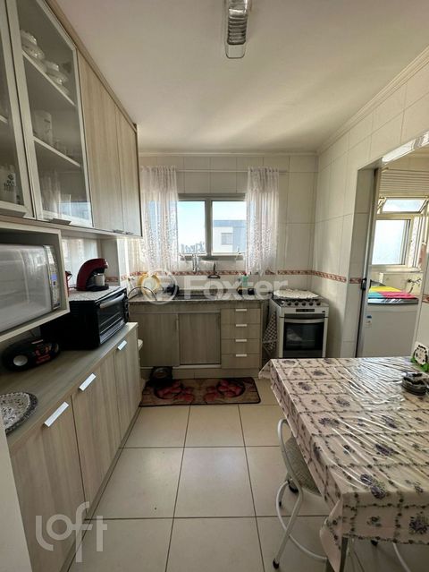 Image 3 - 874295