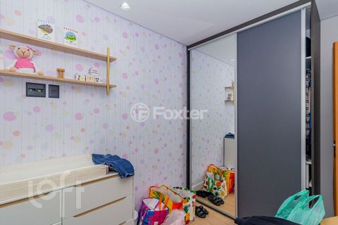 Image 19 - 874315