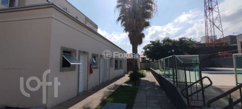 Image 4 - 874317