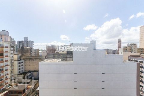 Image 13 - 874328