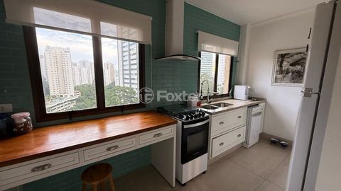 Image 11 - 874330