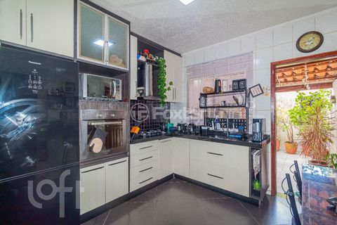 Image 6 - 874355