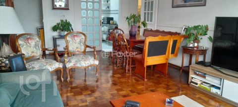 Image 3 - 874360