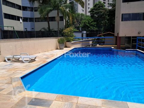 Image 8 - 874373