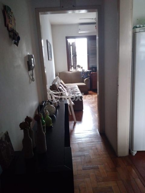 Image 3 - 874405