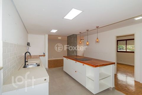 Image 7 - 874422