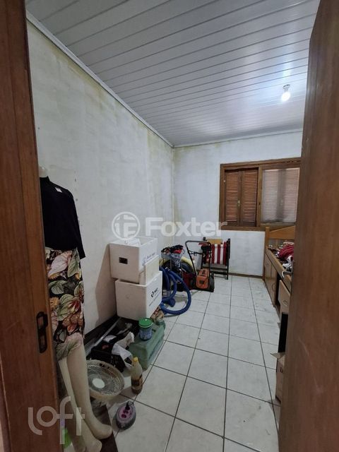 Image 4 - 874424