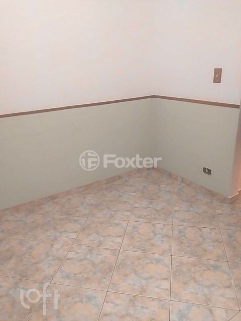 Image 11 - 874426