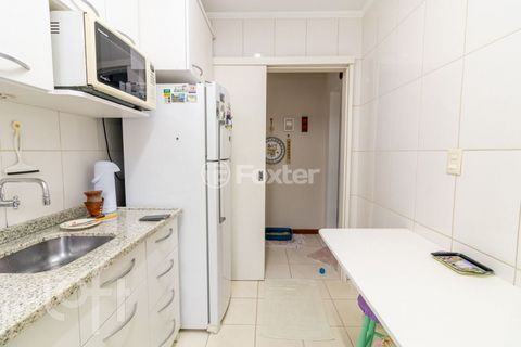Image 11 - 874434