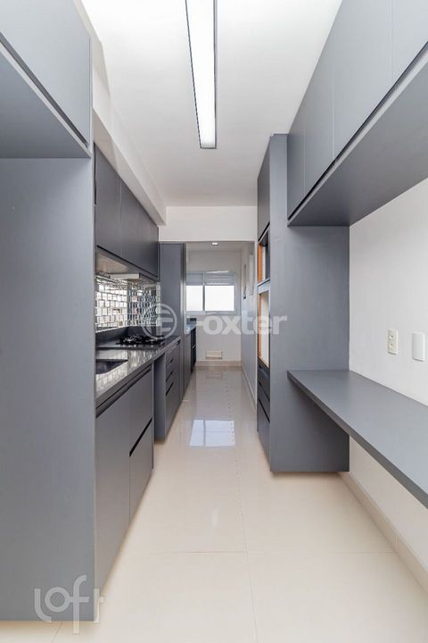 Image 7 - 874437