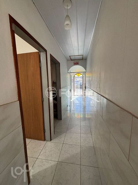 Image 7 - 874442