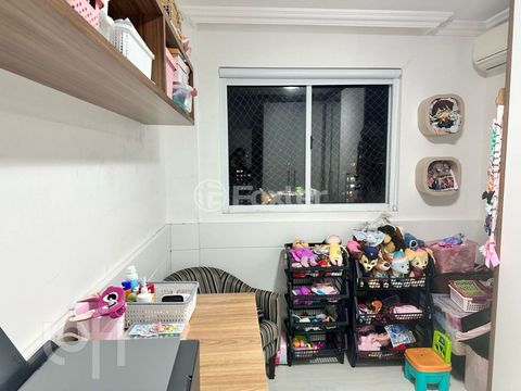 Image 5 - 874443