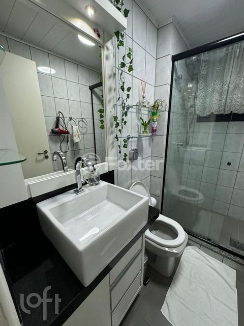 Image 4 - 874444