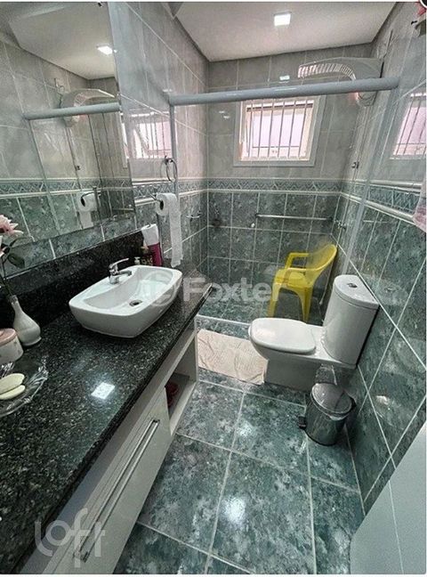Image 8 - 874446
