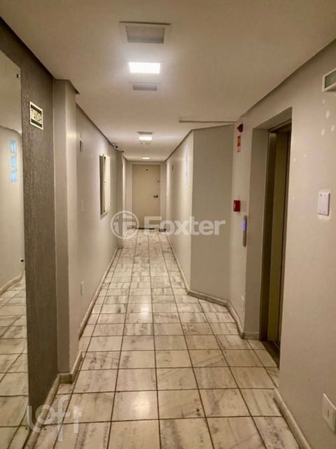 Image 16 - 874448